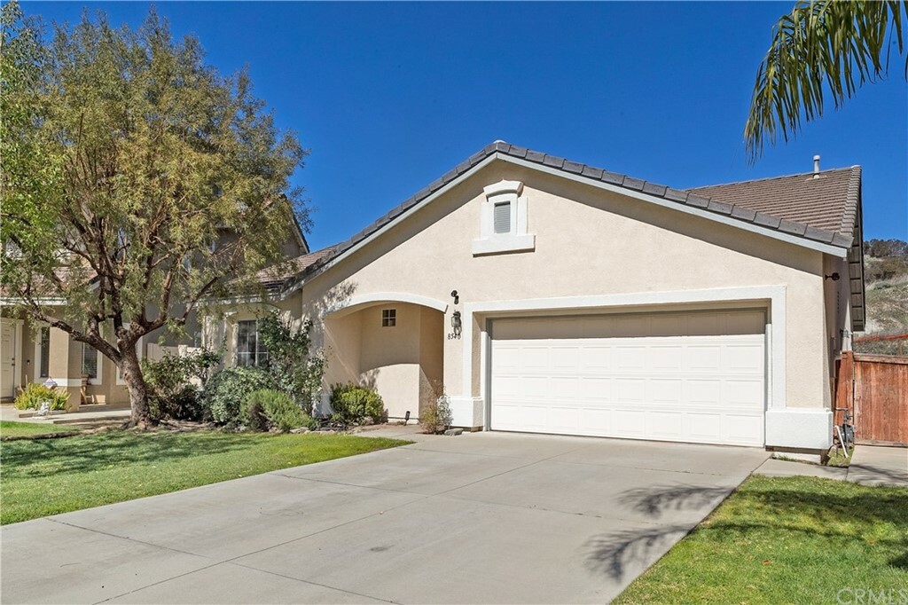 Property Photo:  8540 Rolling Hills Drive  CA 92883 