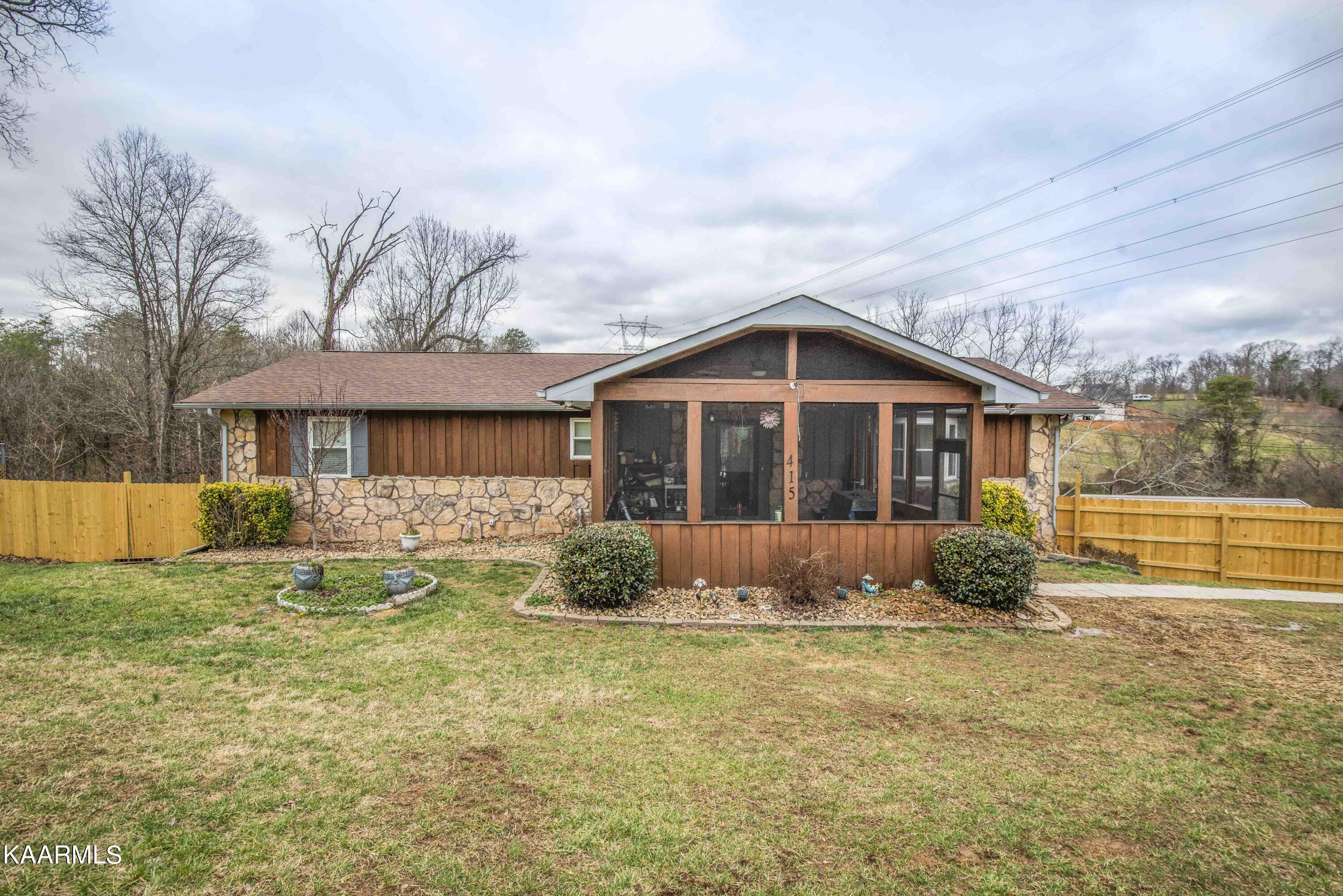 Property Photo:  415 Long Hollow Rd  TN 37801 