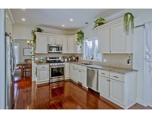 Property Photo:  152 Pleasant  MA 01033 
