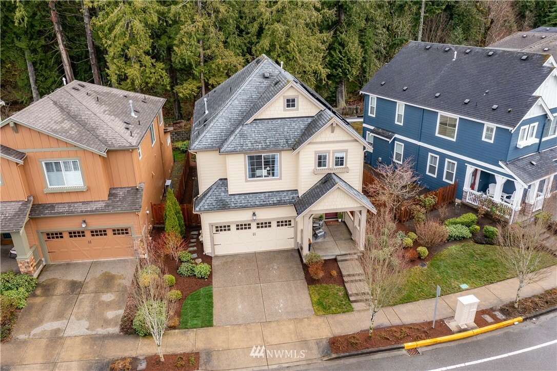 Property Photo:  1681 NE Falls Drive  WA 98029 