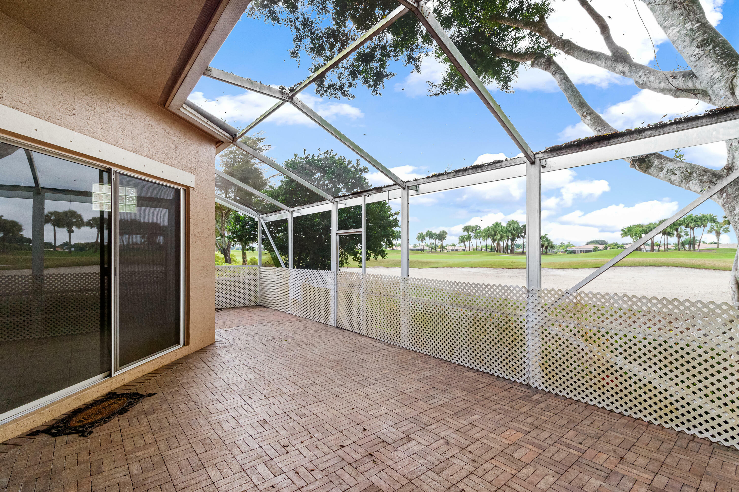 Property Photo: 7665 Estuary Court FL 33412