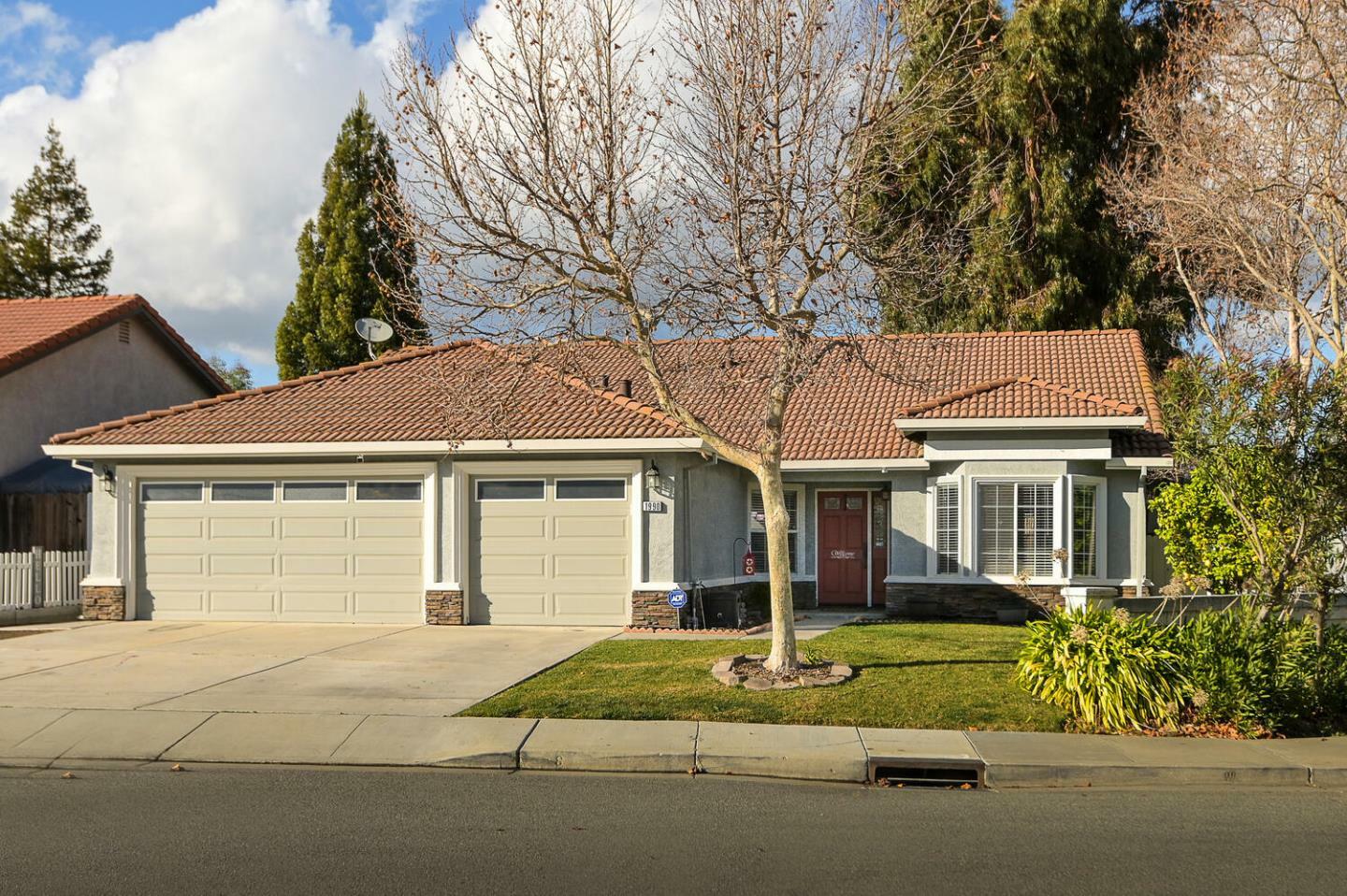 Property Photo:  1990 Spruce Drive  CA 95023 