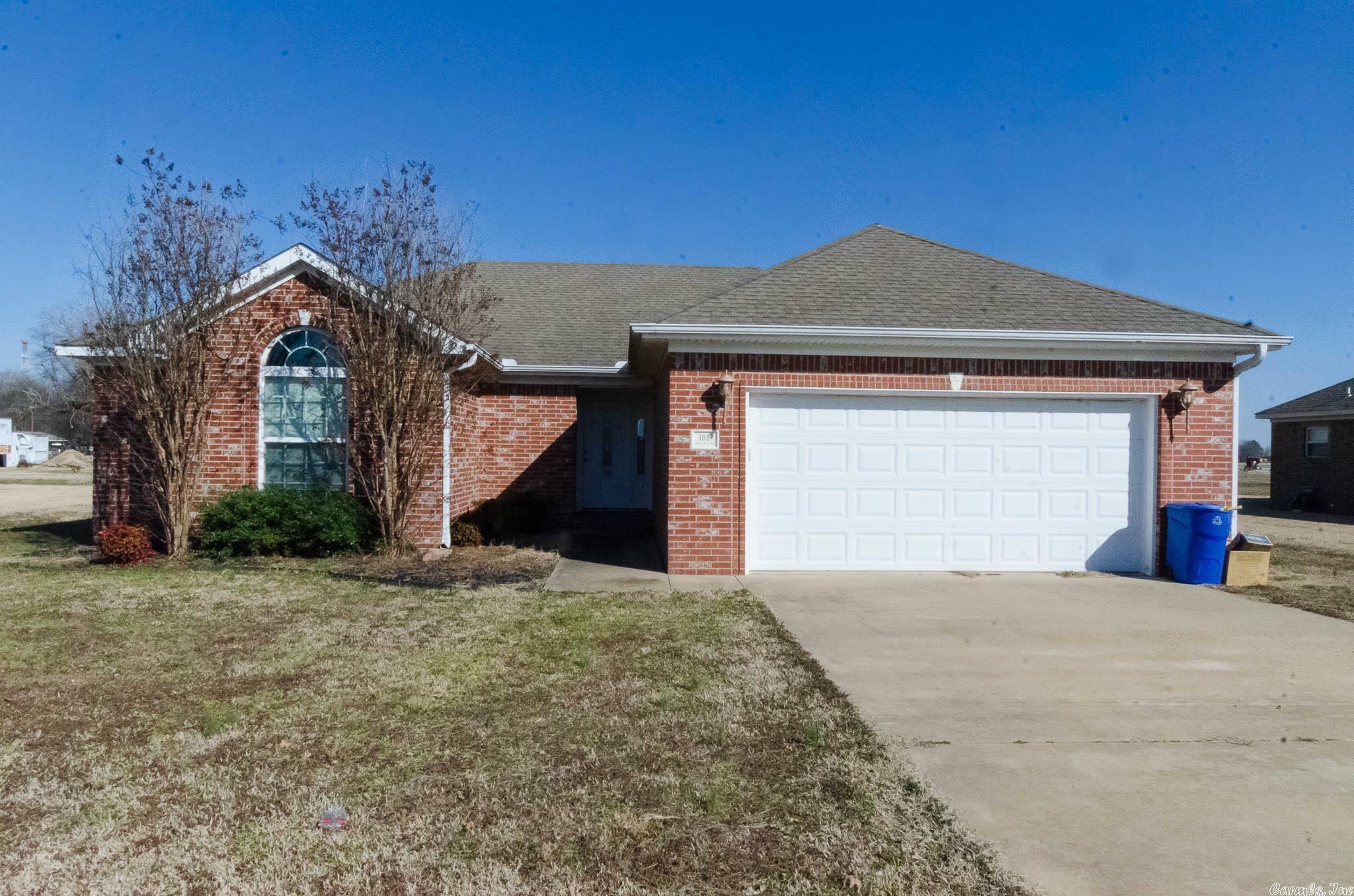 Property Photo:  108 Mallard Cove  AR 72411 