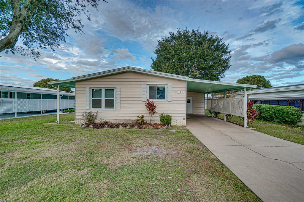 Property Photo:  1684 Foxway Drive  FL 33810 