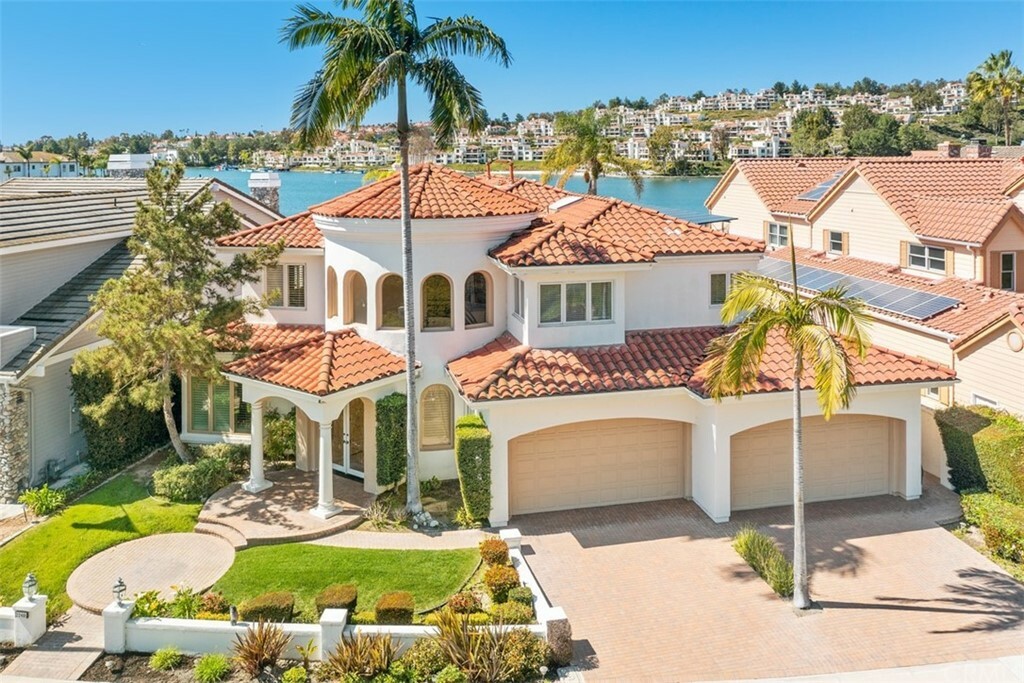 Property Photo: 22481 Tindaya CA 92692