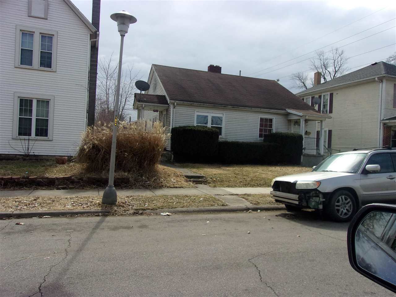 Property Photo:  433-435 Lincoln St  IN 47374 