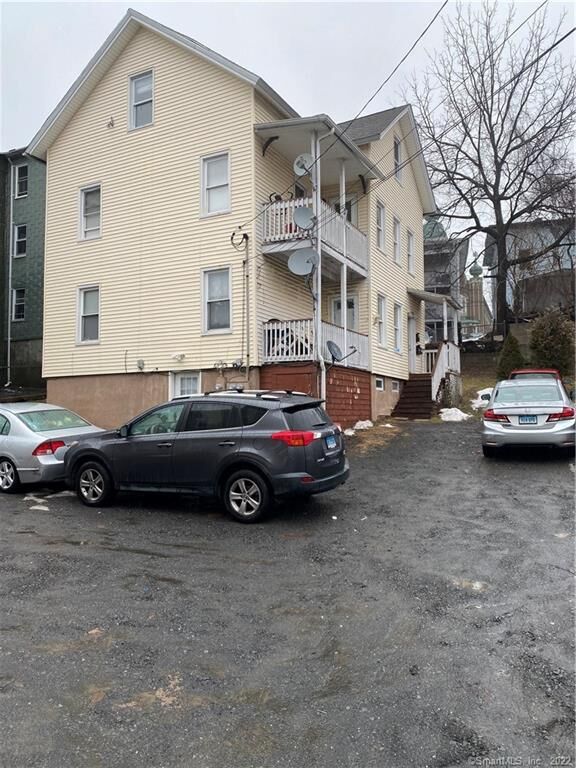 Property Photo:  235 Washington Street 3  CT 06051 