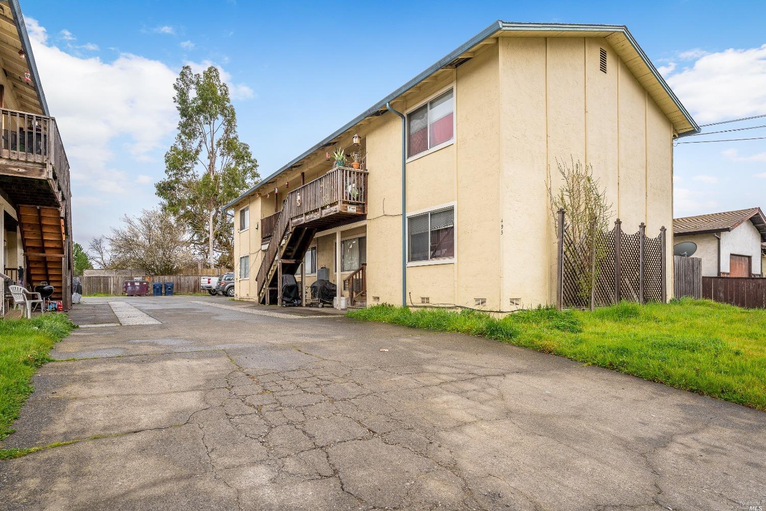 495 Mill Street  Willits CA 95490 photo