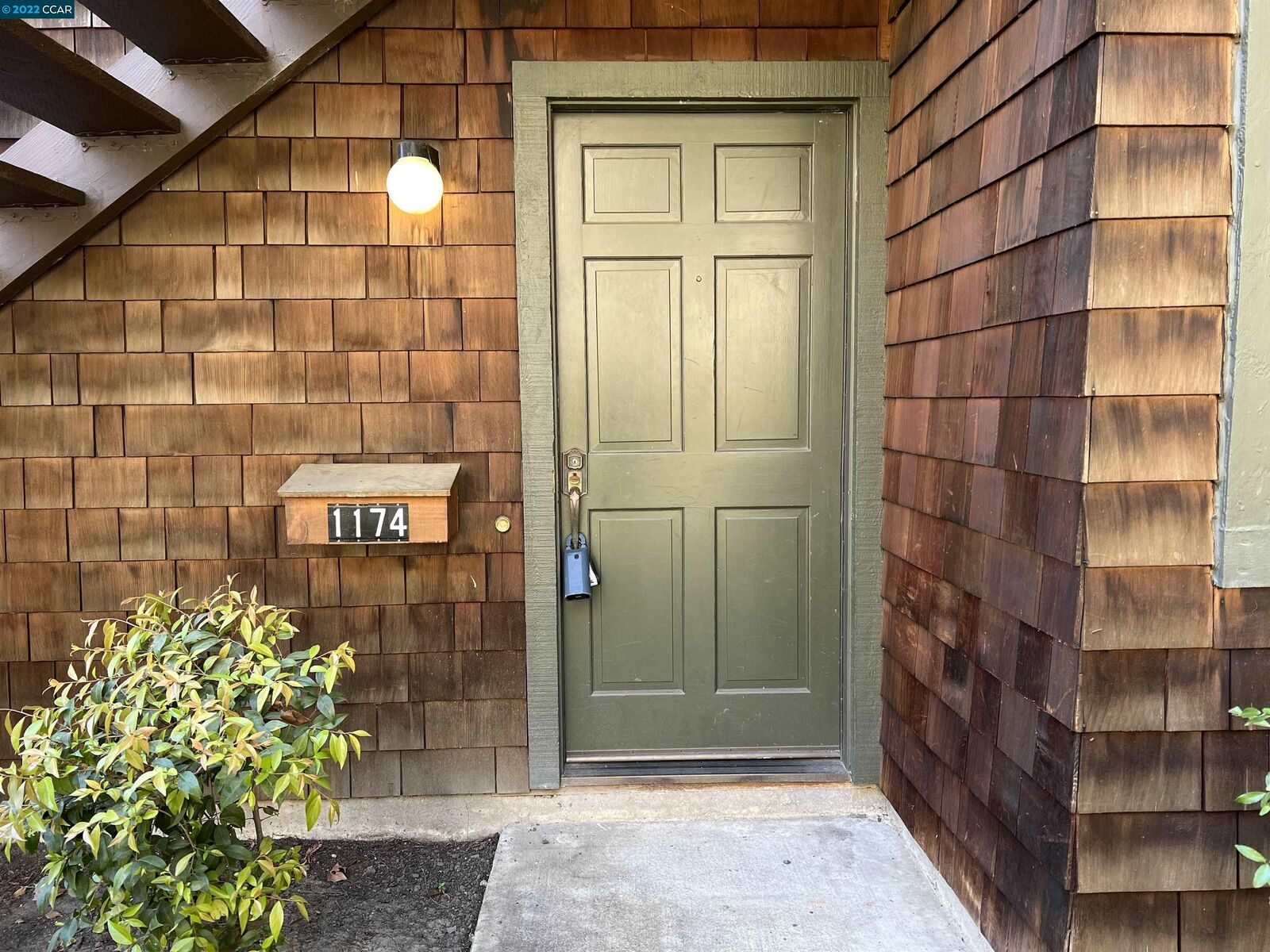 Property Photo:  1174 Honey Trl  CA 94597 