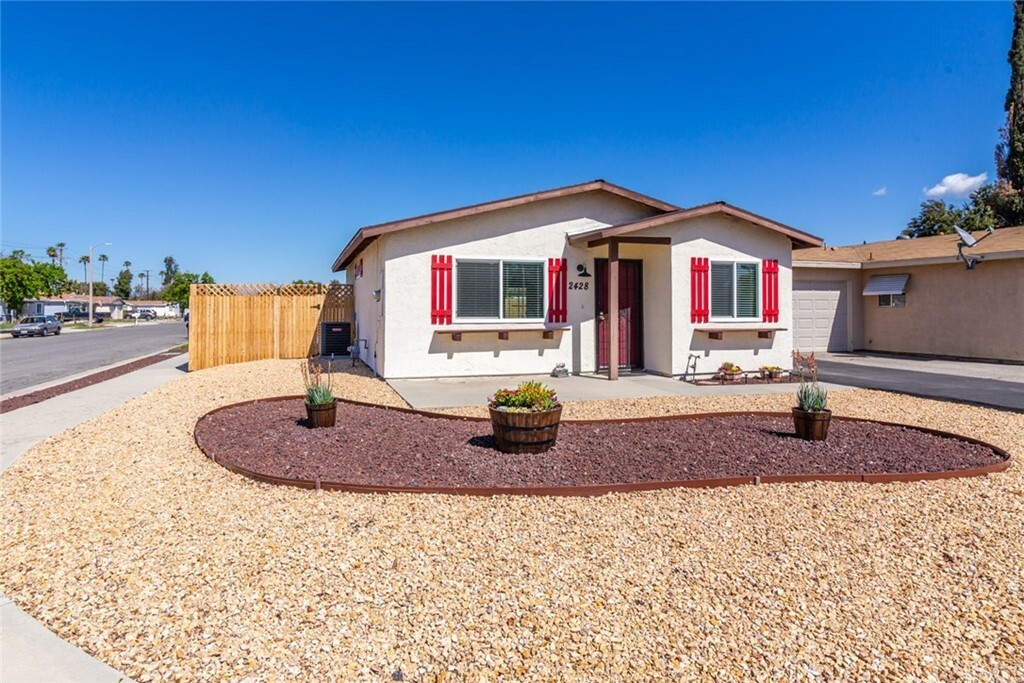 Property Photo: 2428 Chanaral Avenue CA 92545