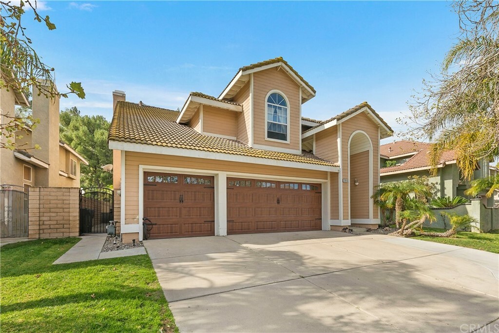 3010 Juniper Dr  Corona CA 92882 photo