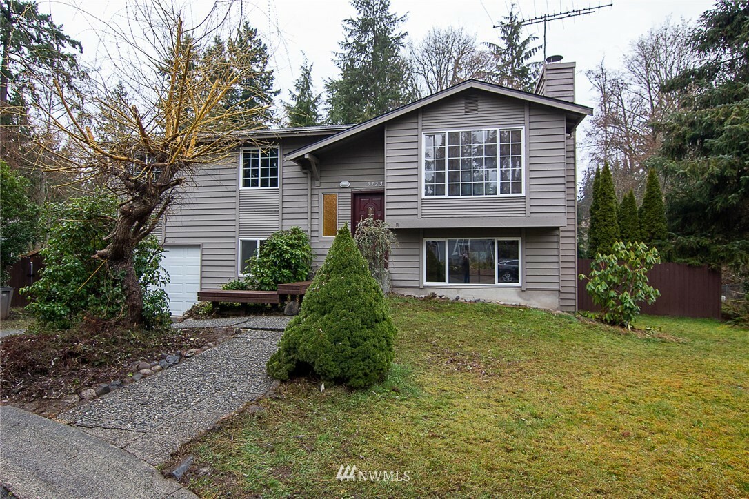 Property Photo:  5723 145th Street SW  WA 98026 