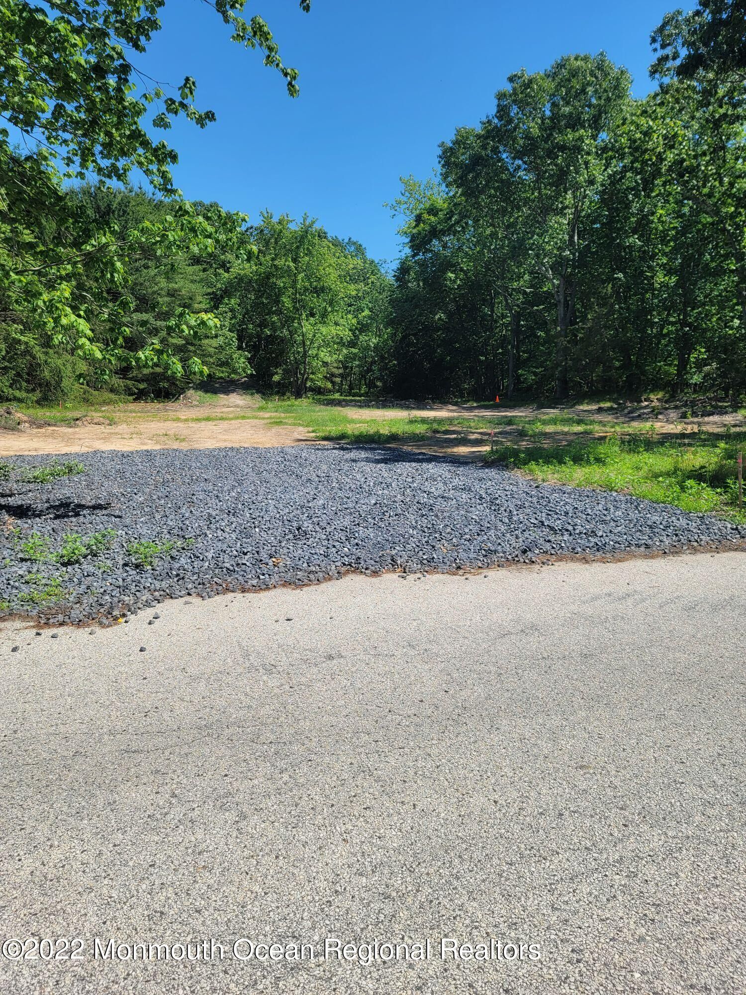 Property Photo:  19 Hill Lane  NJ 08514 