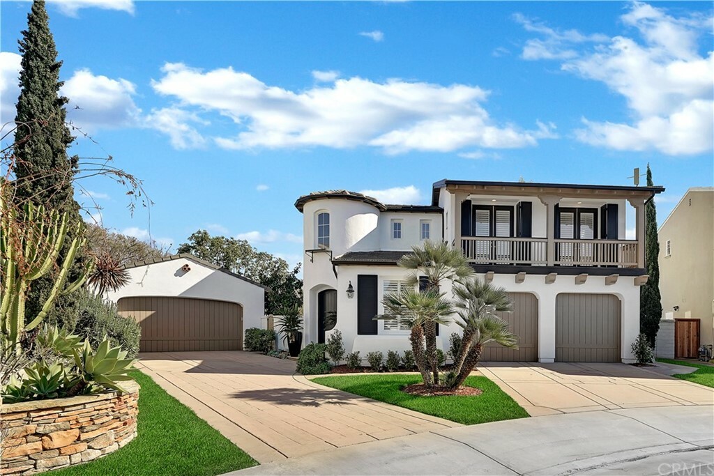 Property Photo: 6502 Park Royal Circle CA 92648