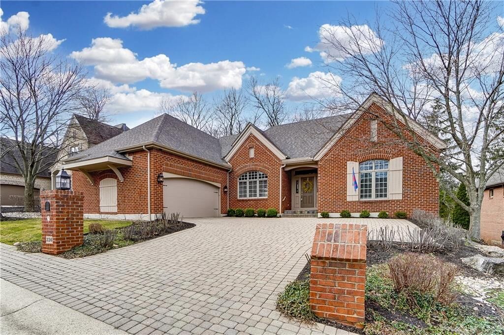 Property Photo: 326 Rue Marseille OH 45429