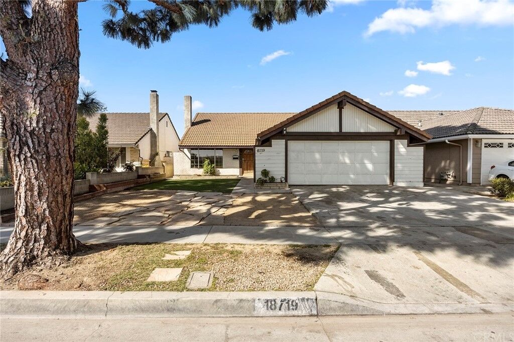 Property Photo:  18719 San Gabriel Ave  CA 90703 