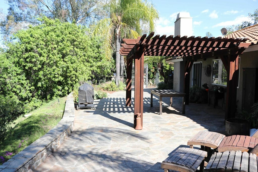 Property Photo:  27478 Conchita Road  CA 92082 