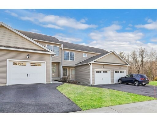 Property Photo: 4 Maple View Ln B MA 01001
