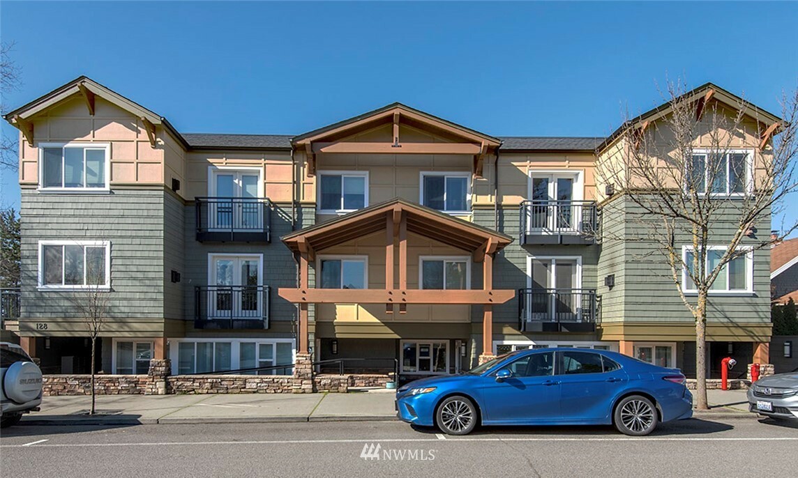 Property Photo: 128 4th Avenue S 203 WA 98020