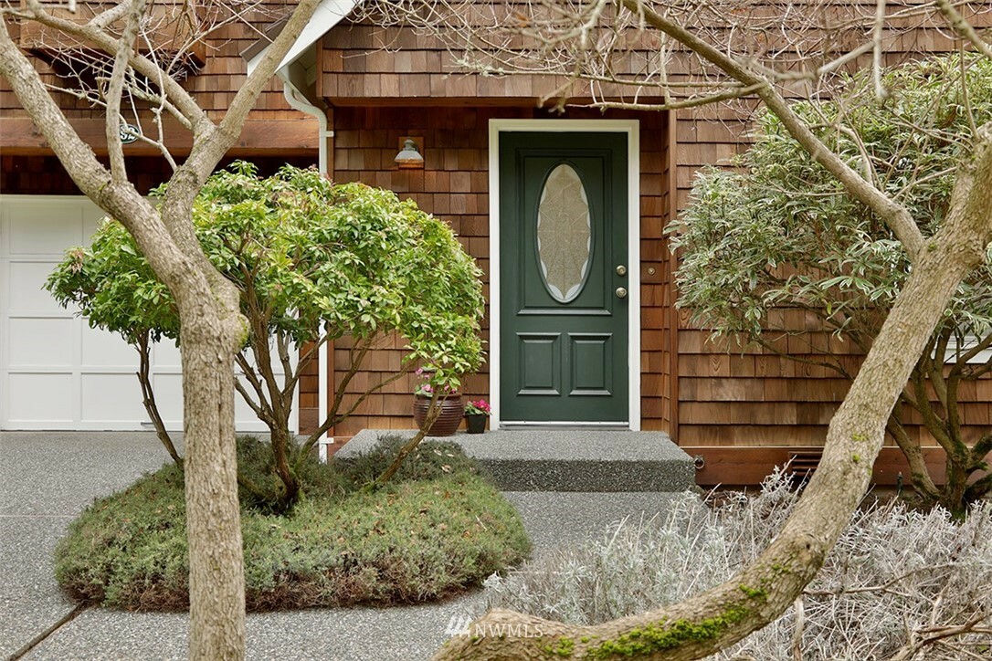 Property Photo:  692 Windmill Drive N  WA 98249 