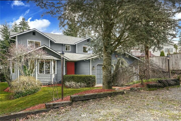 Property Photo:  2121 189th Place SW  WA 98036 