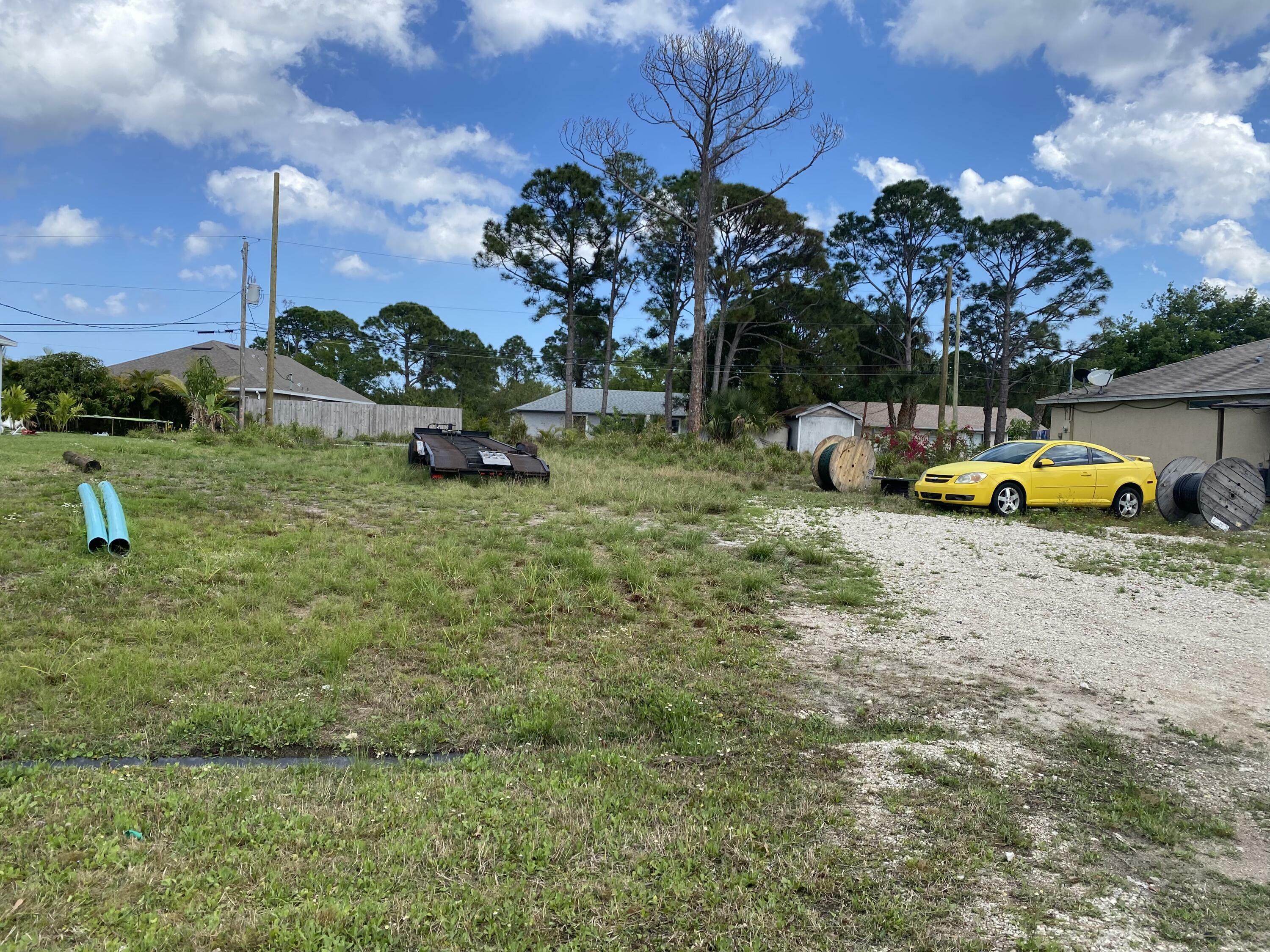 Property Photo:  936 SW Harvard Road  FL 34953 