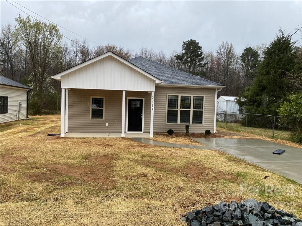 Property Photo:  5413 Skycrest Drive  NC 28269 