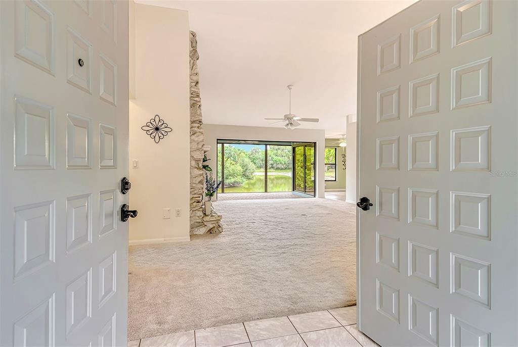 Property Photo:  4146 Woodview Drive  FL 34232 