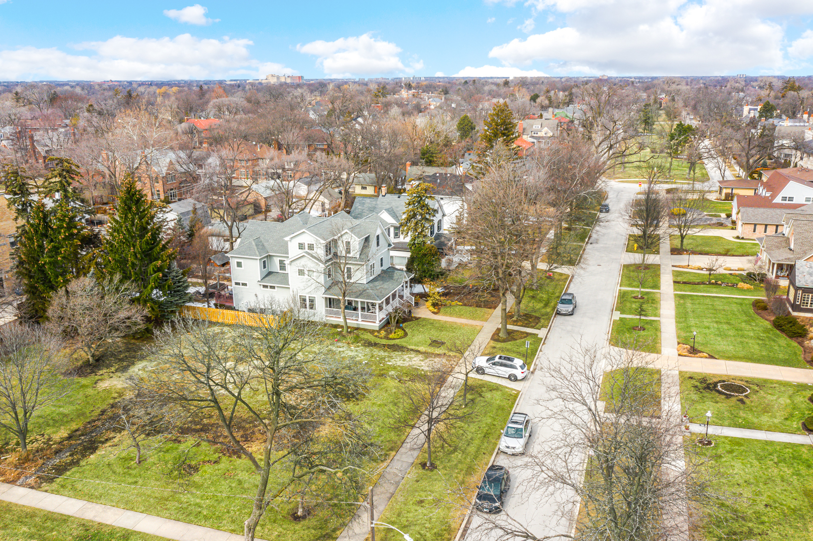 Property Photo: 204 N Ashland Avenue IL 60068
