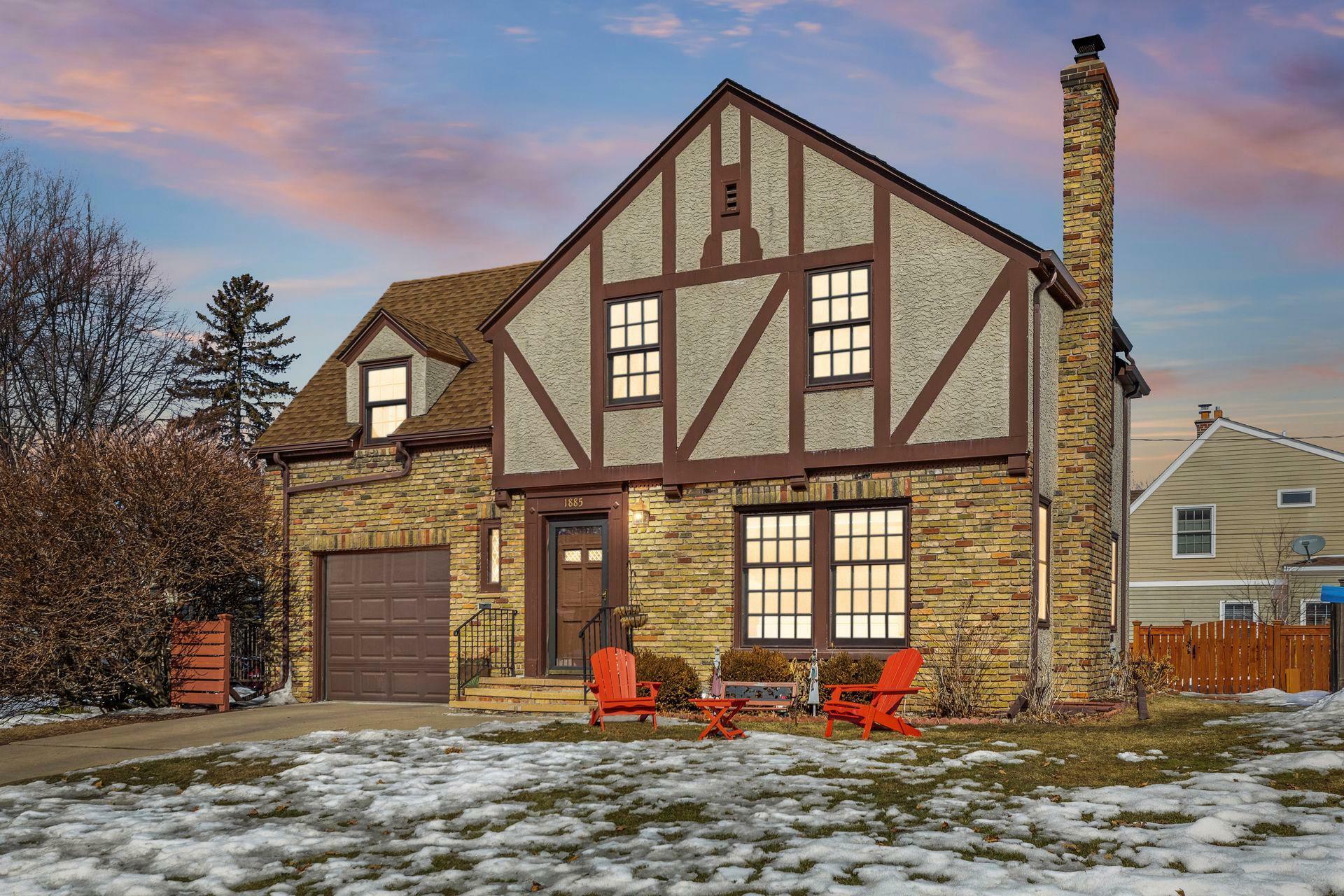 Property Photo: 1885 Eleanor Avenue MN 55116