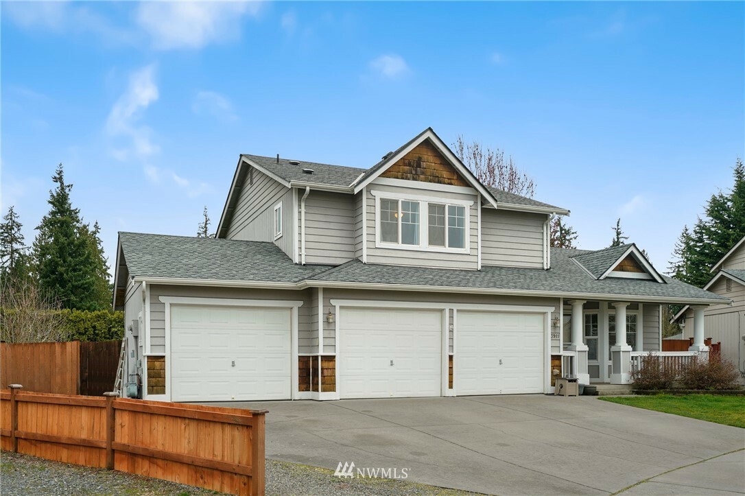 Property Photo:  3911 174th Place NE  WA 98223 