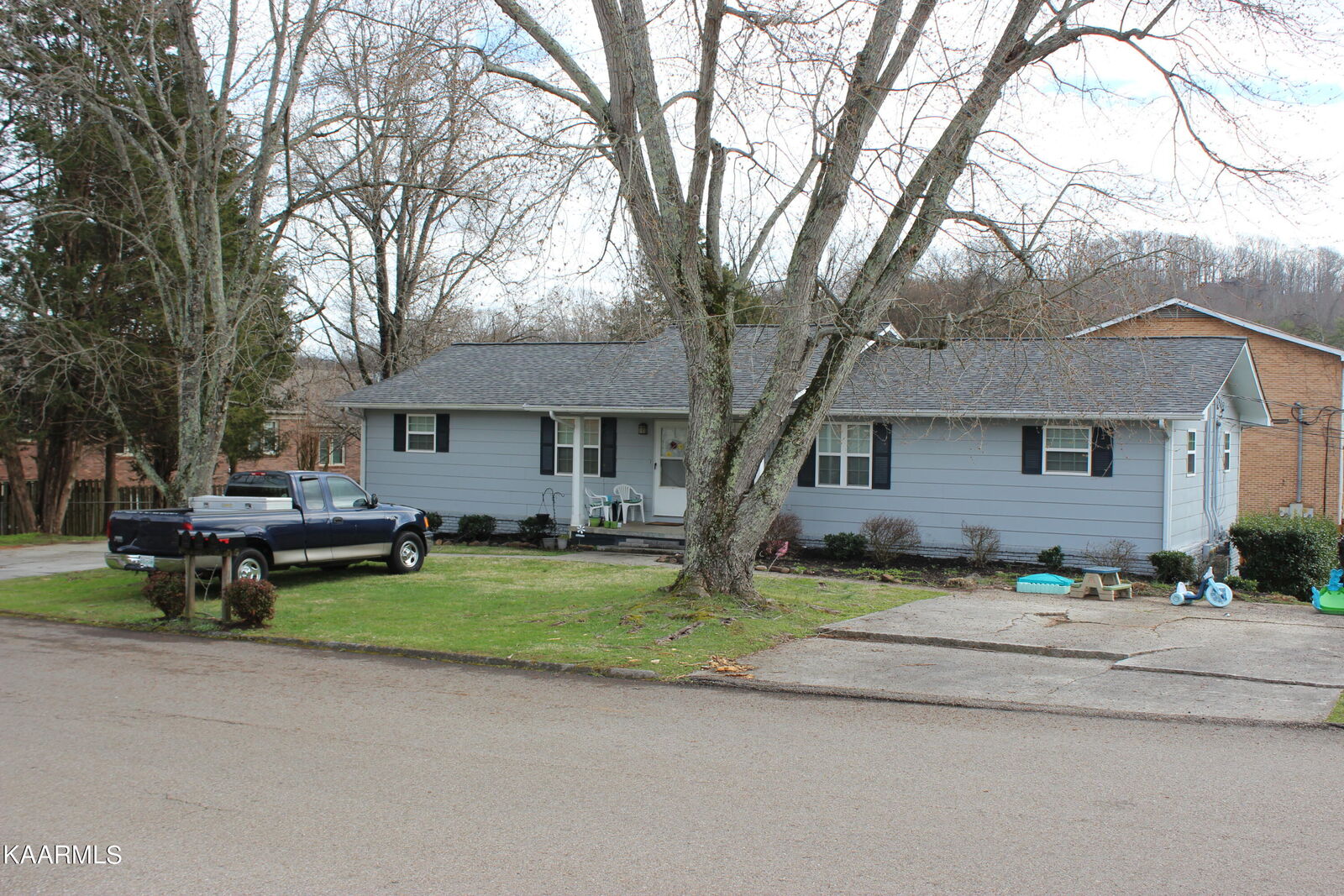 Property Photo:  144 Durwood Rd  TN 37923 
