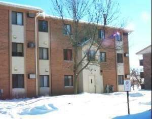 Property Photo:  9 Cedar 1  IL 60061 