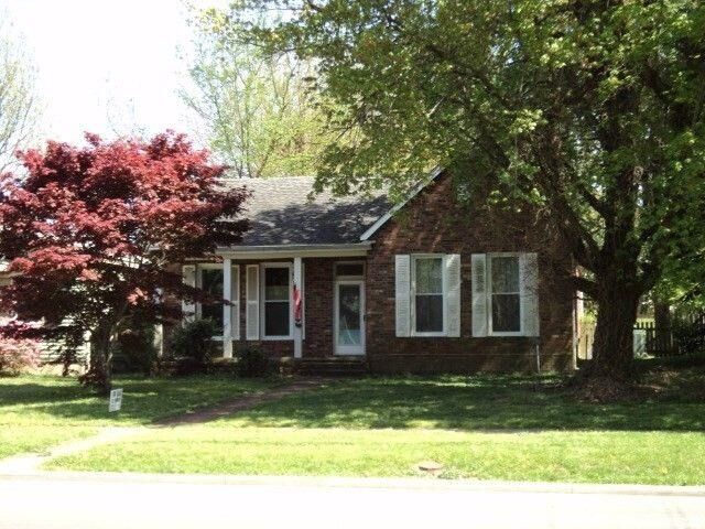 Property Photo: 712 S Main St KY 42420