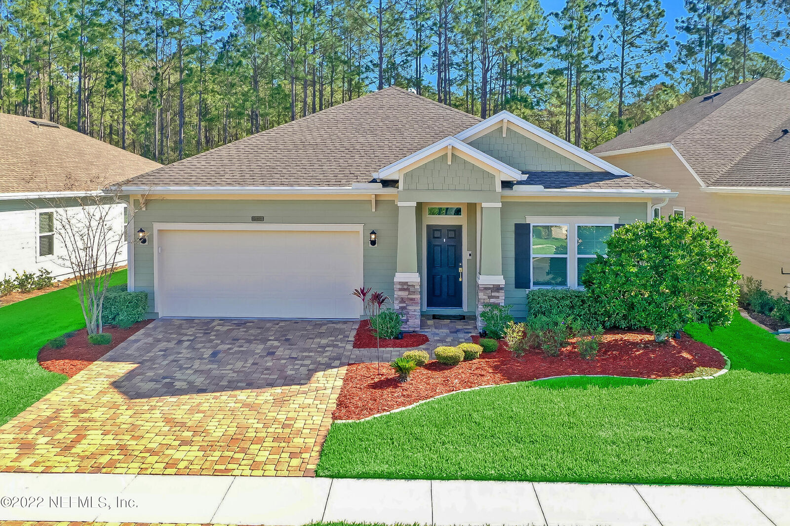 Property Photo:  283 Glorieta Drive  FL 32095 