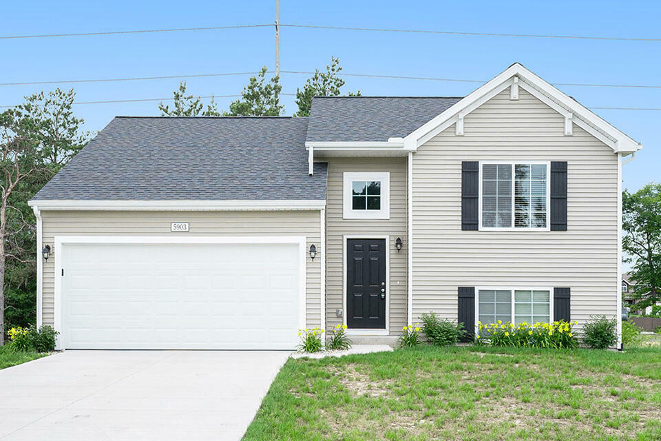 Property Photo:  1208 Jayberry Drive  MI 49424 