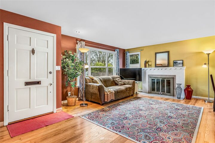 Property Photo: 141 NW 80th Street WA 98117