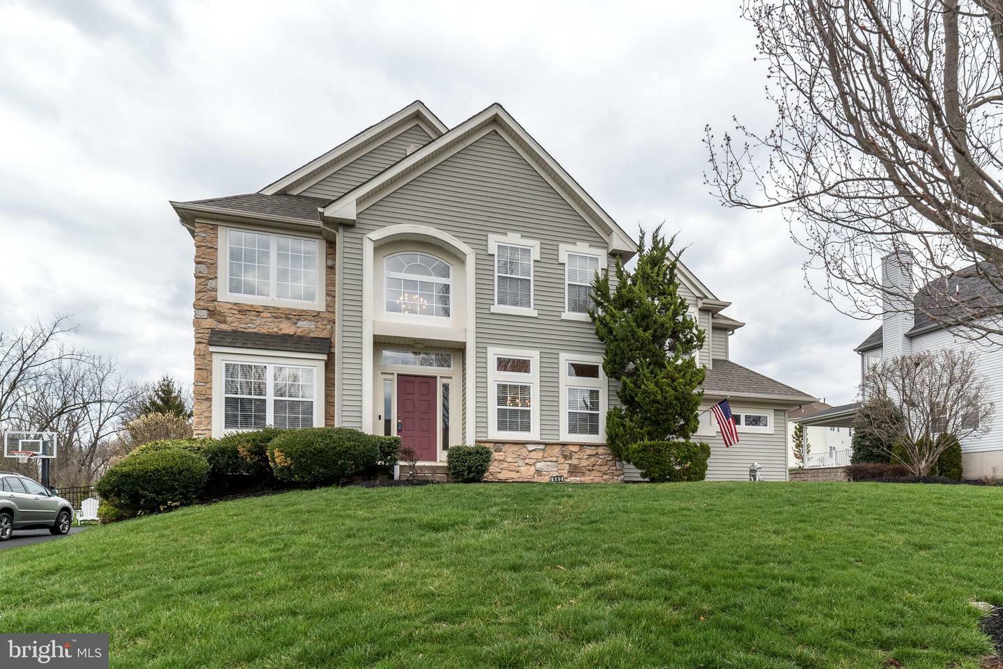 Property Photo:  982 Hickory Ridge Drive  PA 18914 