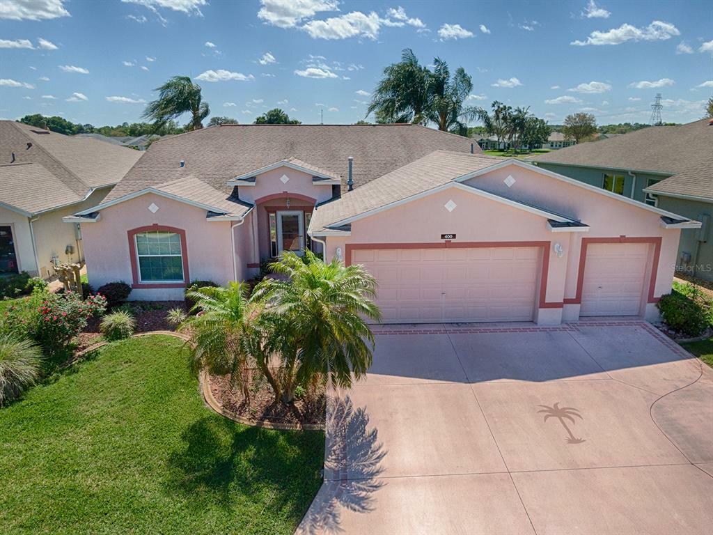 Property Photo:  400 Bentwood Drive  FL 34748 