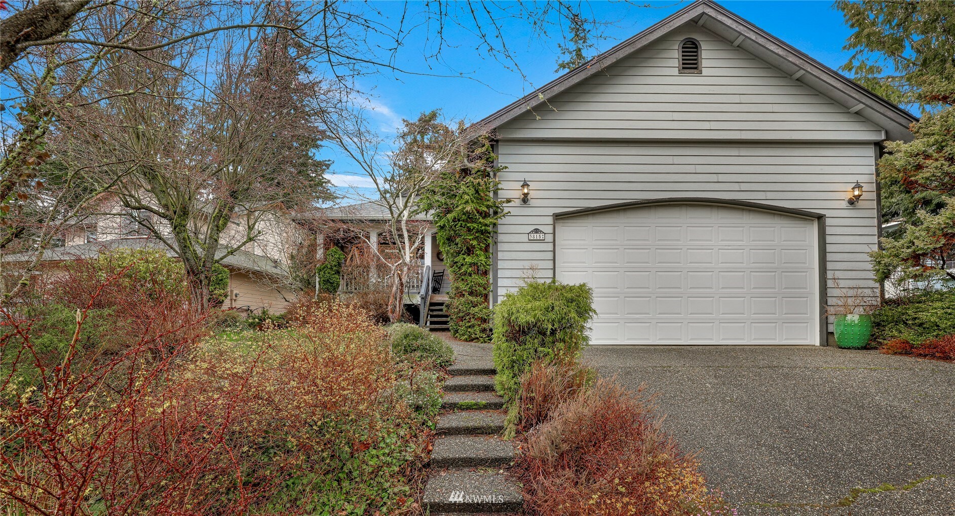 Property Photo:  3815 Gablecrest Court  WA 98226 