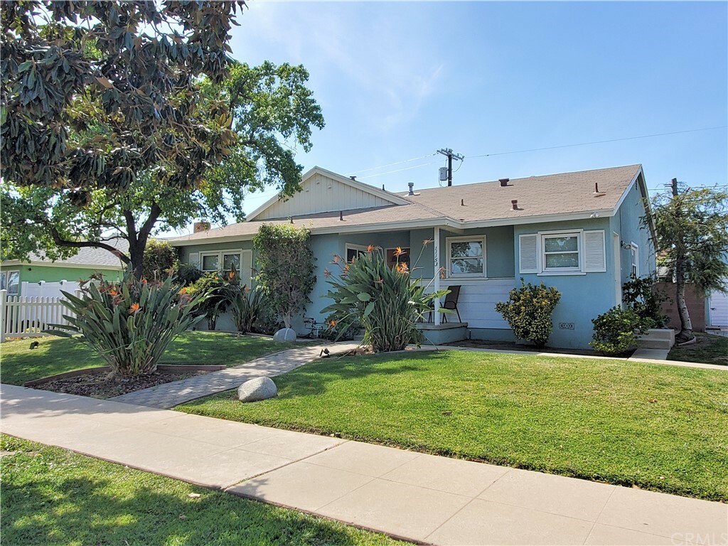 11153 Dempsey Avenue  Granada Hills CA 91344 photo