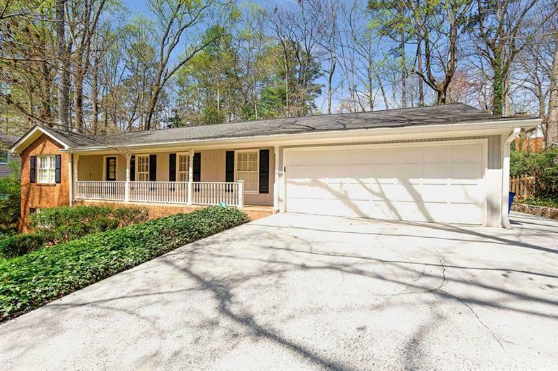 Property Photo:  24 Brandon Ridge Drive  GA 30328 