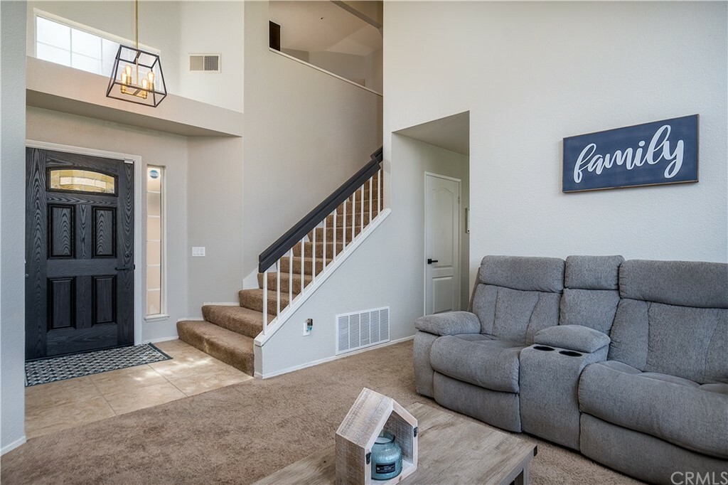 Property Photo: 13462 Lafayette Court CA 92336
