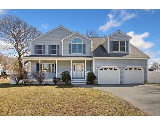 Property Photo:  16 Washington St  MA 01867 