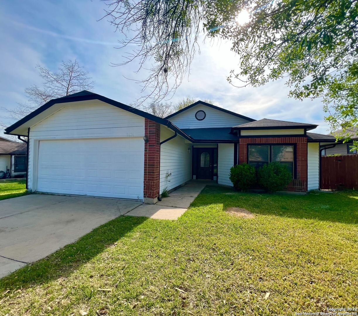 Property Photo: 8626 Serene Ridge Drive TX 78239