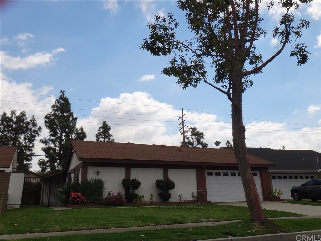 Property Photo:  18118 Antonio Avenue  CA 90703 