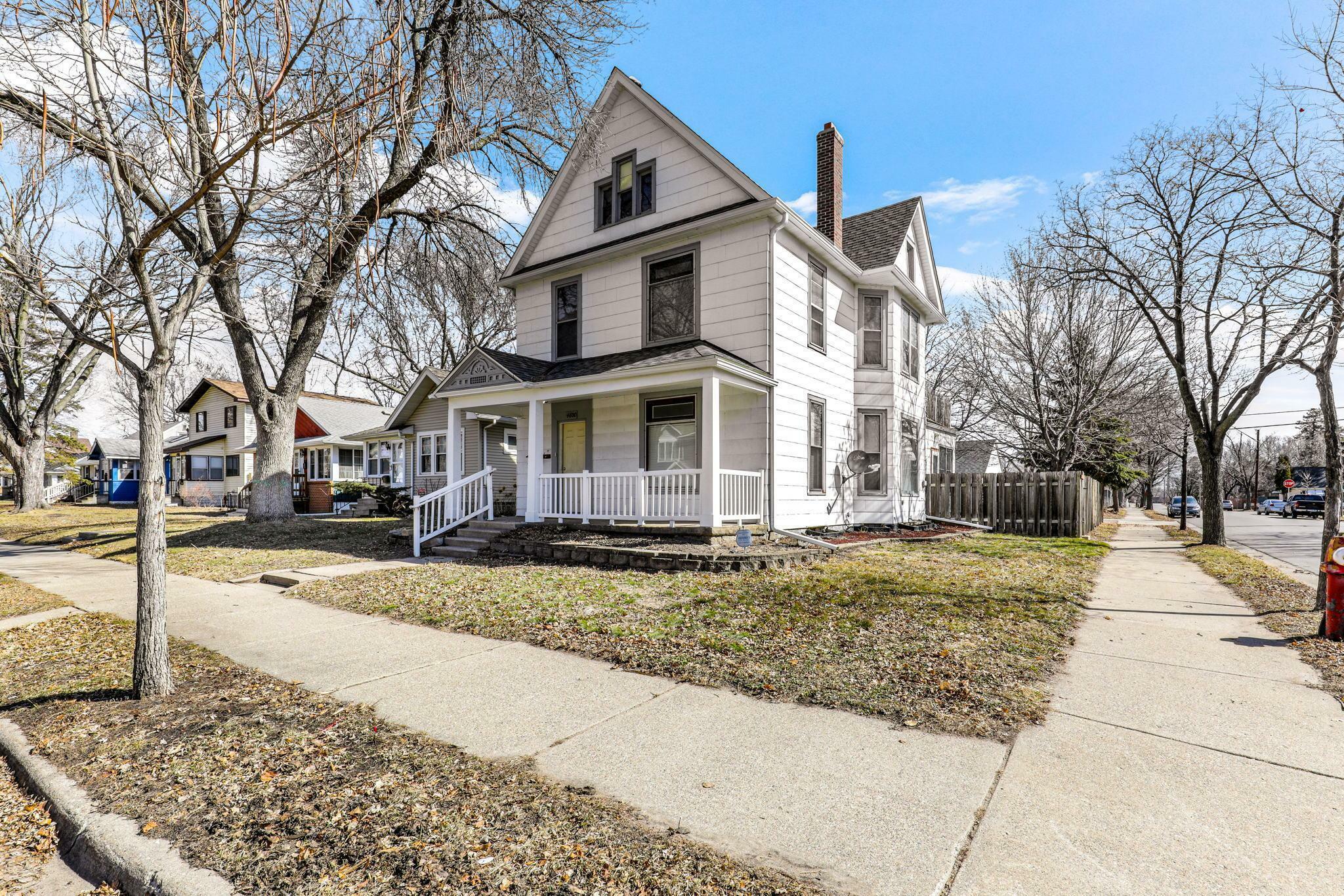 Property Photo:  4600 Colfax Avenue N  MN 55412 