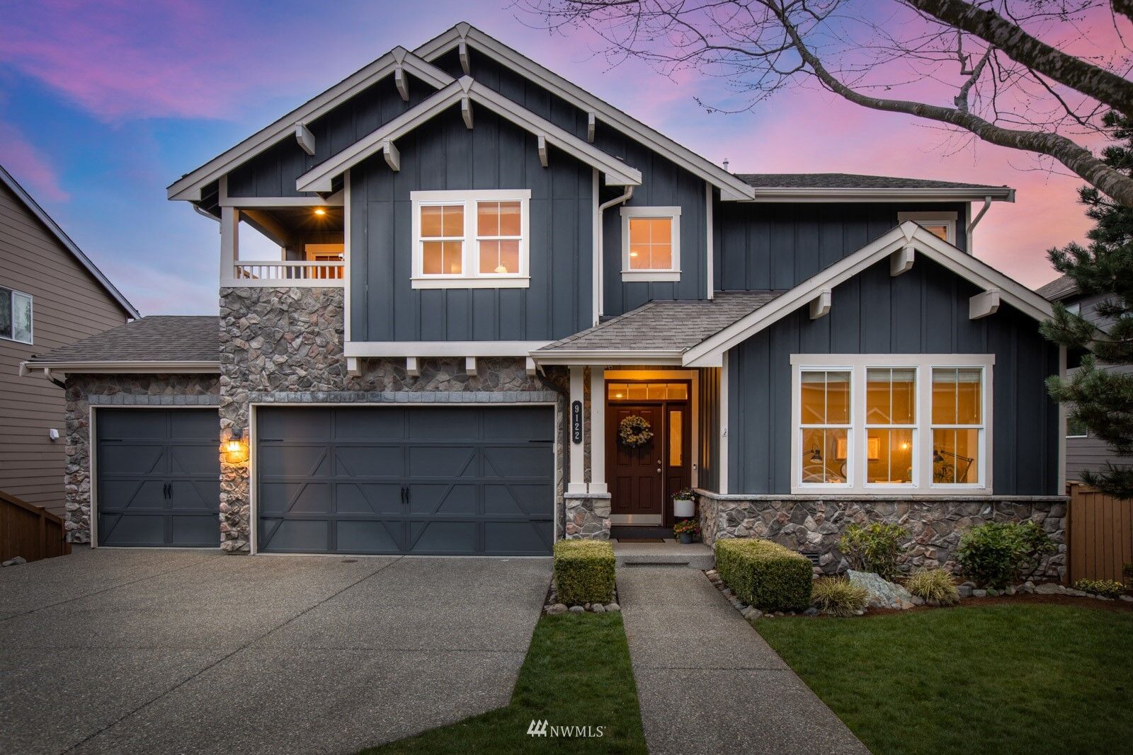 Property Photo:  9122 Jacobia Avenue SE  WA 98065 