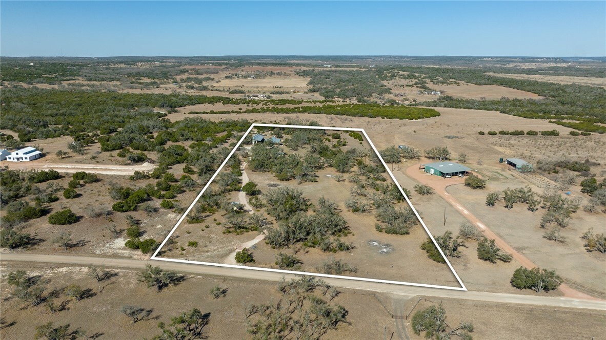 Property Photo: 434 Gold Schaefer Road TX 78624