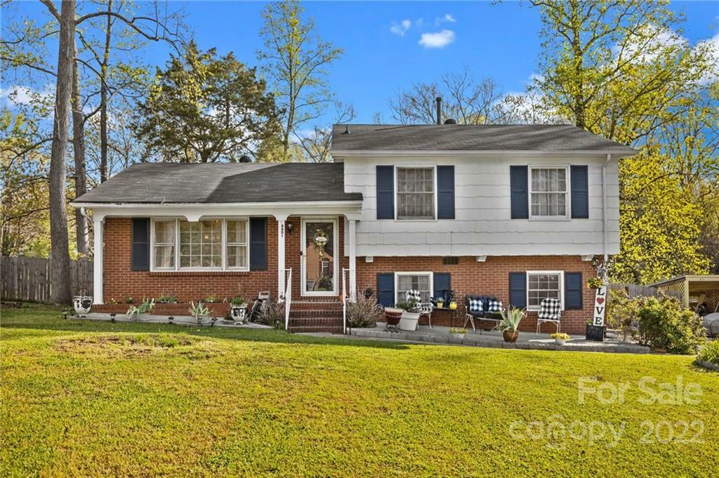 6601 Lynfield Drive  Charlotte NC 28212 photo